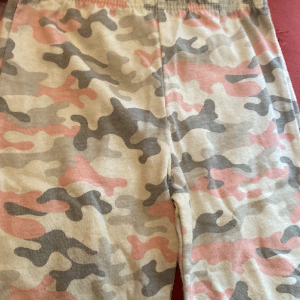 Pink camo - Picture 2 of 4